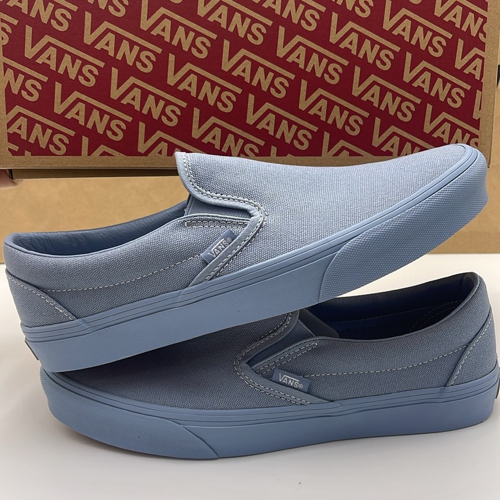 Vans Men’s Sneakers Canvas Classic Slip-On
Pastel Mono Dusty Blue
VN000CT5DSB - Picture 15 of 16